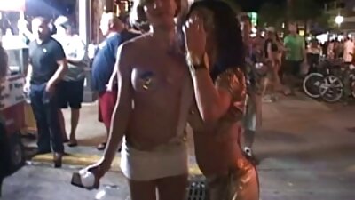 Filigrán szőke Hannah Hays baszik, gáz főnök családiporno kakas