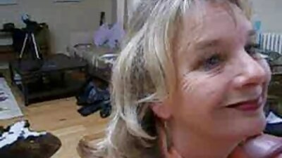 Katrina Jade egy tetovált családi szexvideo lány akasztott egy tojás