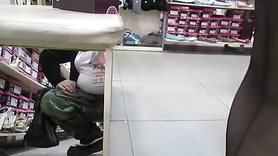 Szőke családiszexvideo boszorkány Karma Rx kap egy kört a zuhany alatt