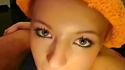 Aranyos barna nedves érte egy-lyuk repedt családi pornó videó