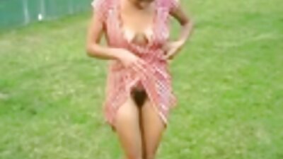 Szerény Szőke családi sexvideok Angyal Smalls veszi fekete szörny dick