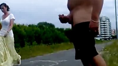 Jóképű férfi kefél a csaladiszexvideok barátja